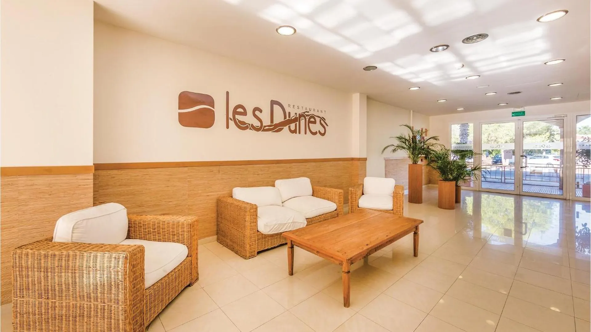 Apartment Las Dunas Riumar Spain